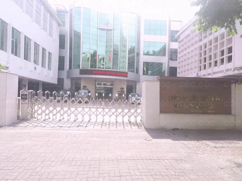 Tổng công ty Đường sắt Việt Nam trên Đường Lê Duẩn, phường Cửa Nam